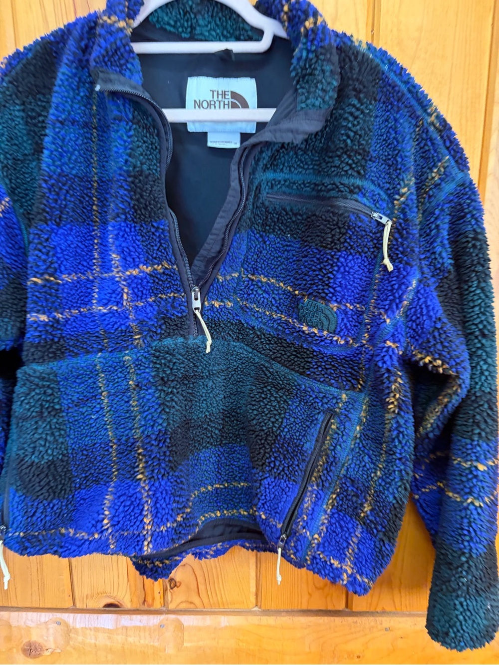 The Northface Extream Plaid Cropped Pullover size XL - Picture 5 of 6